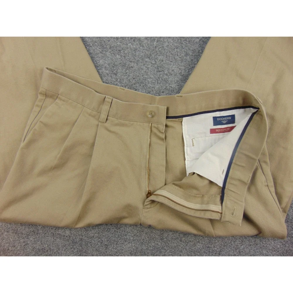 Dockers Individual Fit Mens 34x31 Pleated Khaki Chino Business Casual‎ Pants